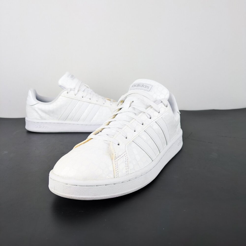 Sz.10 Adidas Court Haven White (Alligator Skin) Women's Sneakers